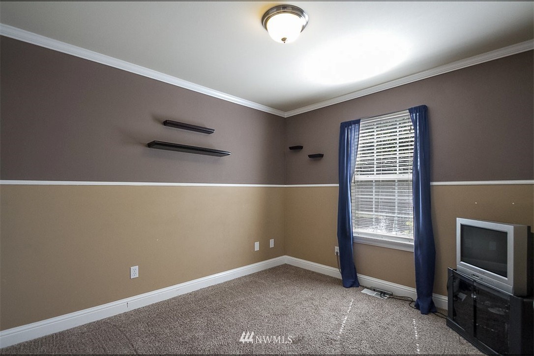 3112 Southeast Horstman Road Port Orchard, WA 98366 - Photo 18 of 25 Gallery Image 18