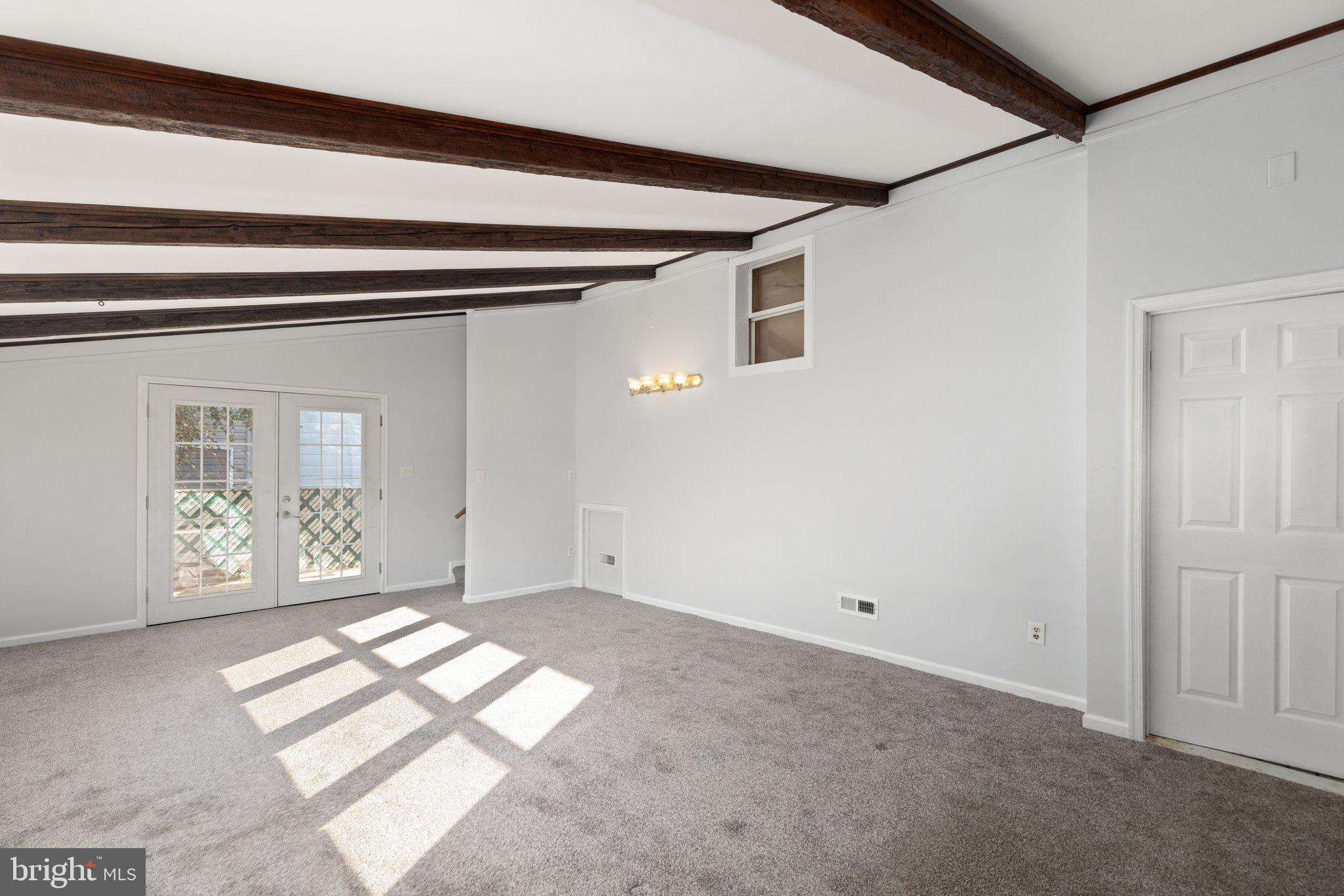 702 Elmwood Road Baltimore, MD 21206 - Photo 15 of 34