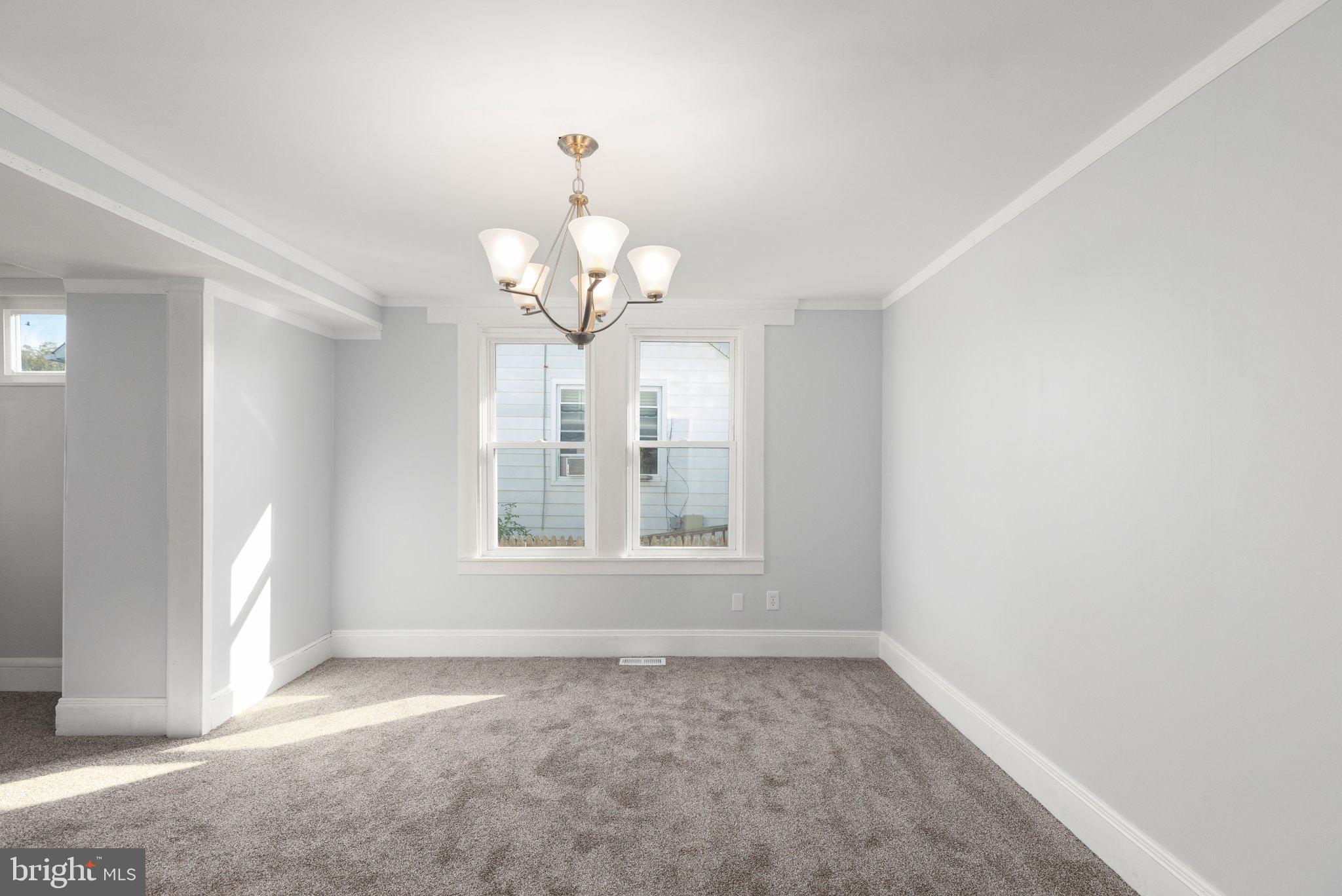 702 Elmwood Road Baltimore, MD 21206 - Photo 8 of 34