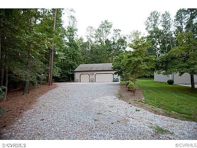 16207 Cox Road Church Road, VA 23833 - Photo 13 of 24 Parking Lot/Garage