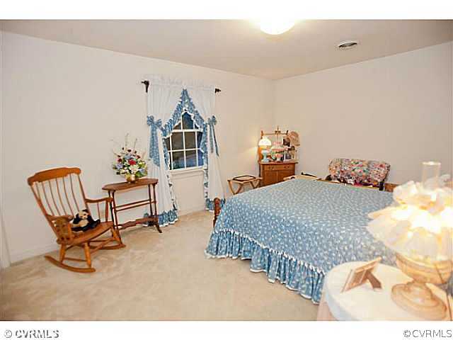 16207 Cox Road Church Road, VA 23833 - Photo 22 of 24 Bedroom