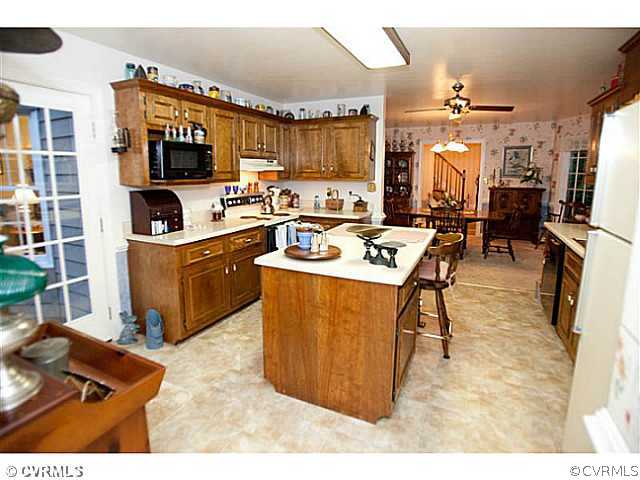 16207 Cox Road Church Road, VA 23833 - Photo 5 of 24 Kitchen