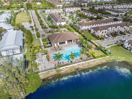 $540,000 | 20626 Northeast 2nd Court, Unit 20626, Miami, FL 33179