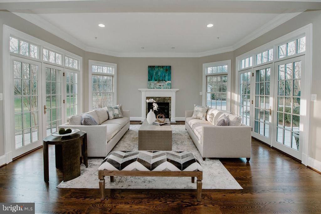 9606 Falls Road Potomac, MD 20854 - Photo 10 of 38 Family Room with gas fireplace