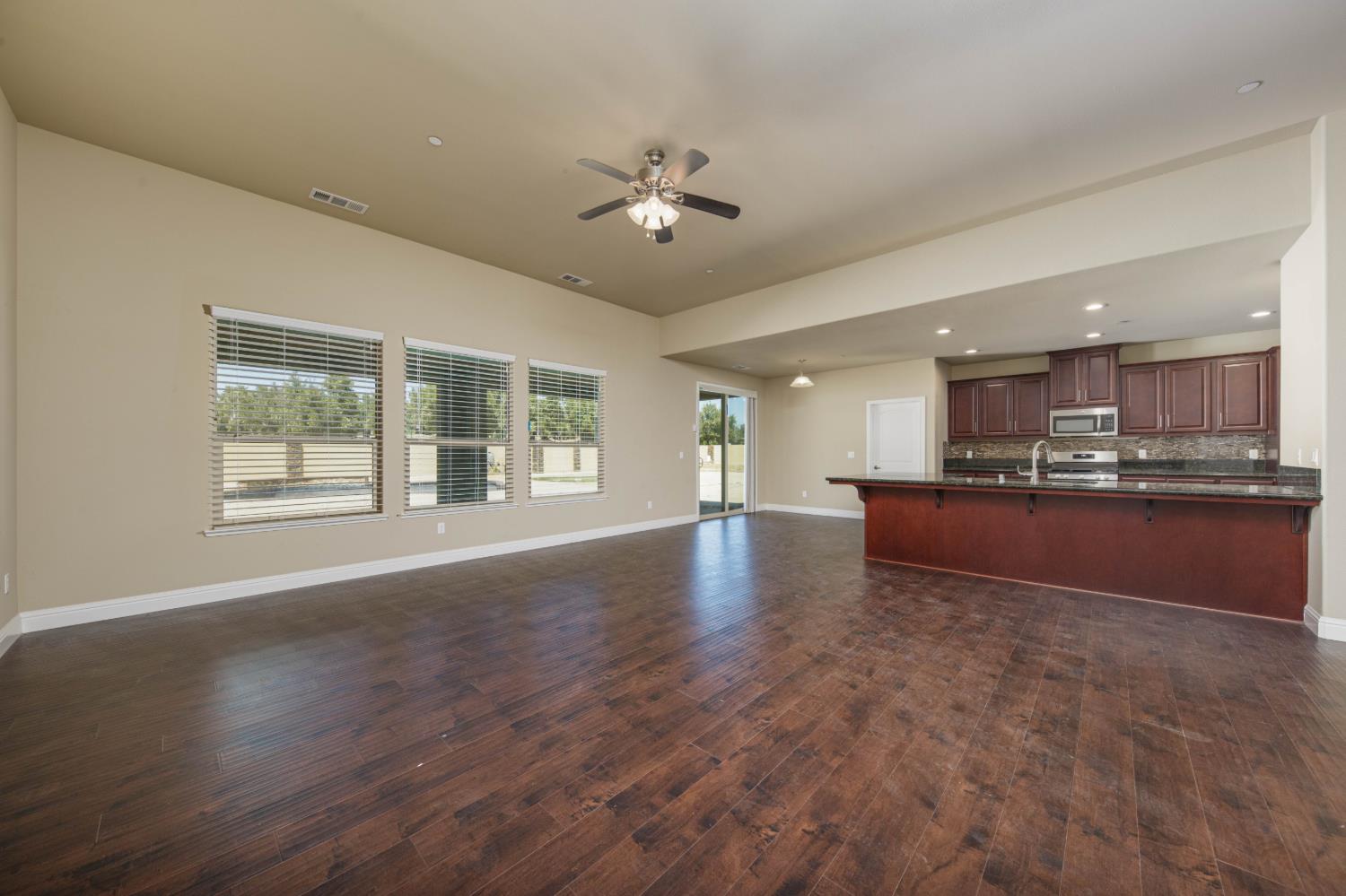 5004 Lake View Road Valley Springs, CA 95252 - Photo 16 of 69 Gallery Image 16