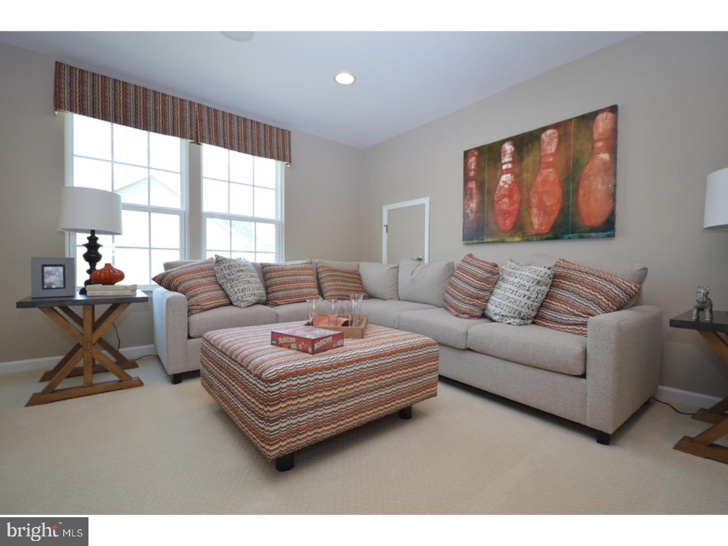 54 Oak Ln. Carneys Point, NJ 08069 - Photo 8 of 11 Gallery Image 8