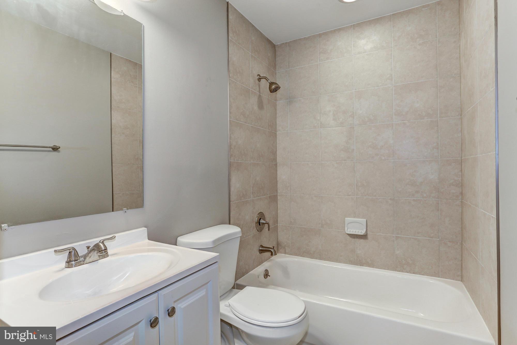 7574 Alleghany Road Manassas, VA 20111 - Photo 19 of 30 Bath