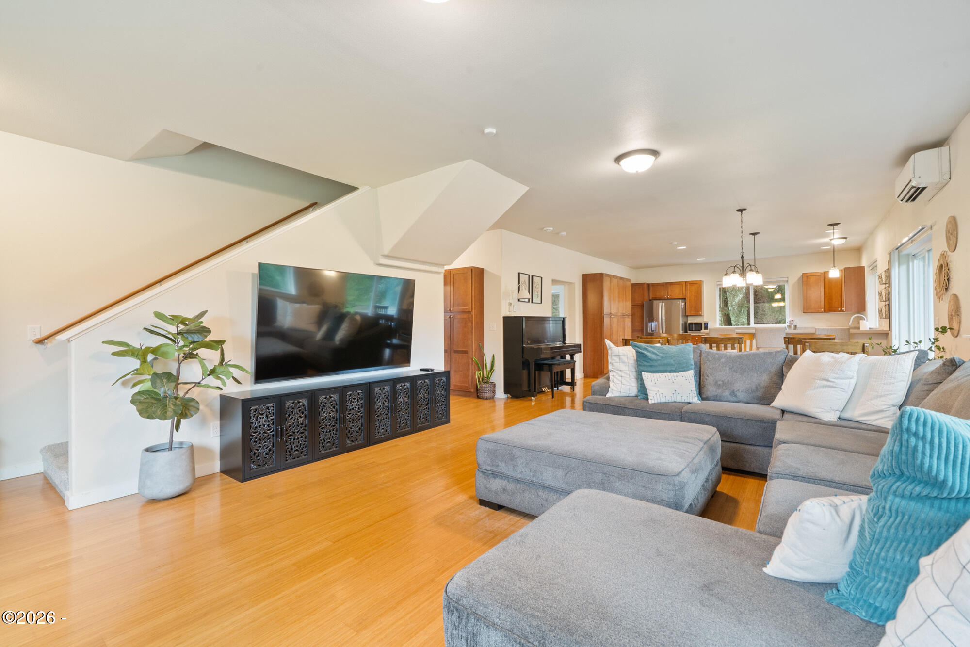 6040 Brickyard Road Tillamook, OR 97141 - Photo 6 of 41 Living Room