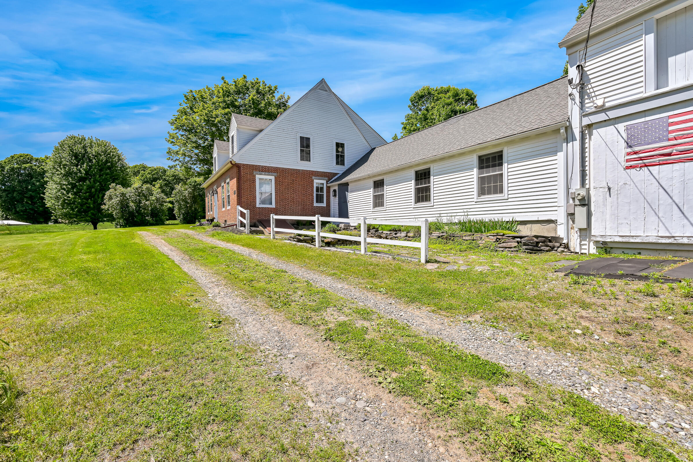 882 Oakland Road Belgrade, ME 04917 - Photo 2 of 38 109549gr-102