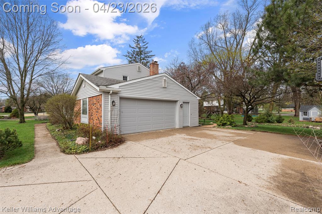 348 Willow Tree Lane Rochester, MI 48306 - Photo 43 of 56