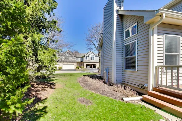 $440,000 | 741 Juniper Lane, Lake In The Hills, IL 60156