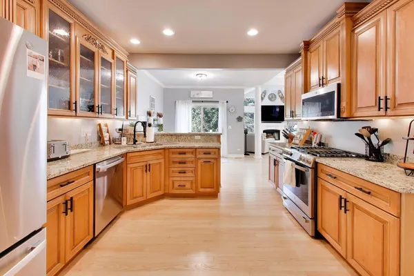 $440,000 | 741 Juniper Lane, Lake In The Hills, IL 60156