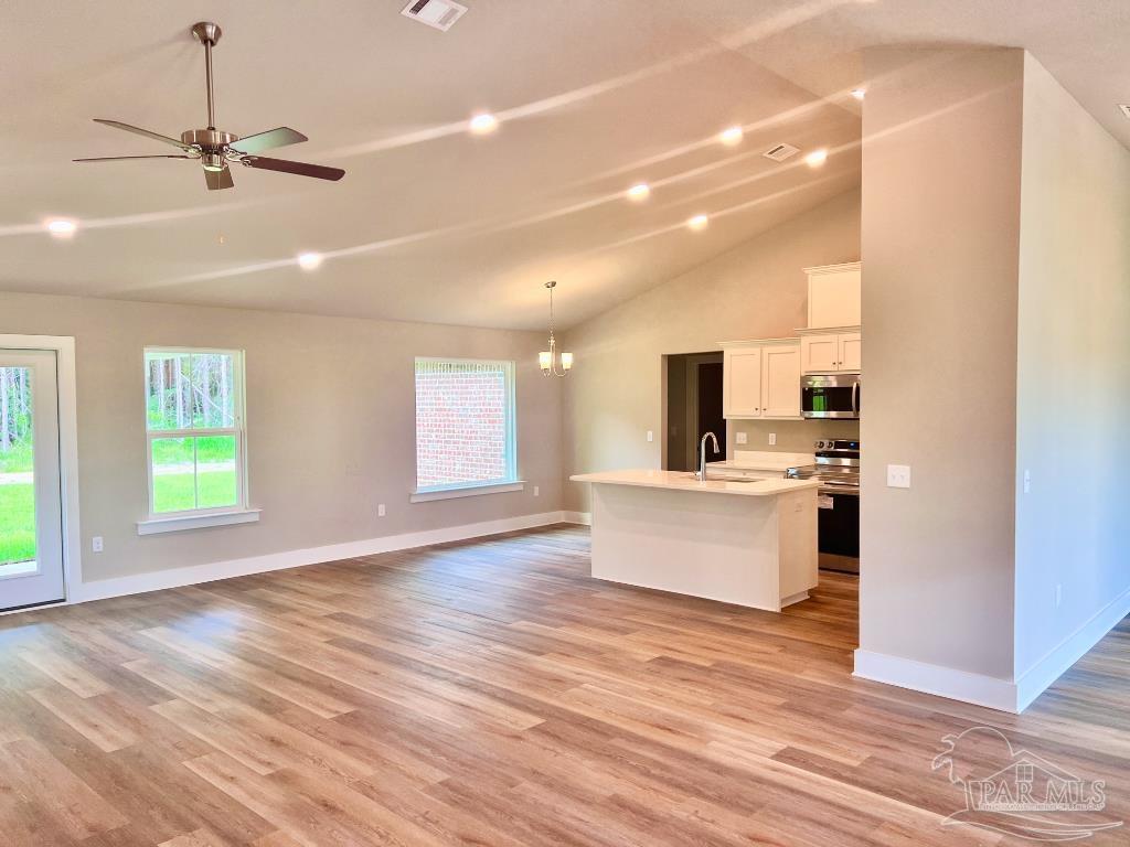 4332 Russell Elliott Road Jay, FL 32565 - Photo 13 of 46