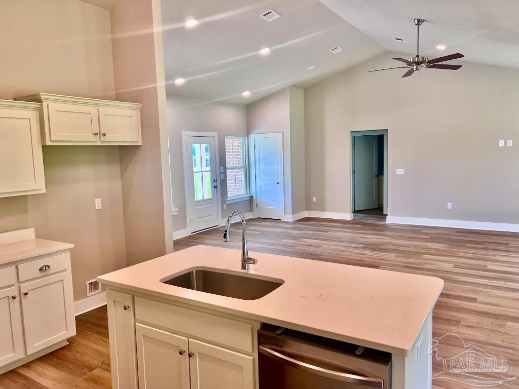 4332 Russell Elliott Road Jay, FL 32565 - Photo 19 of 46