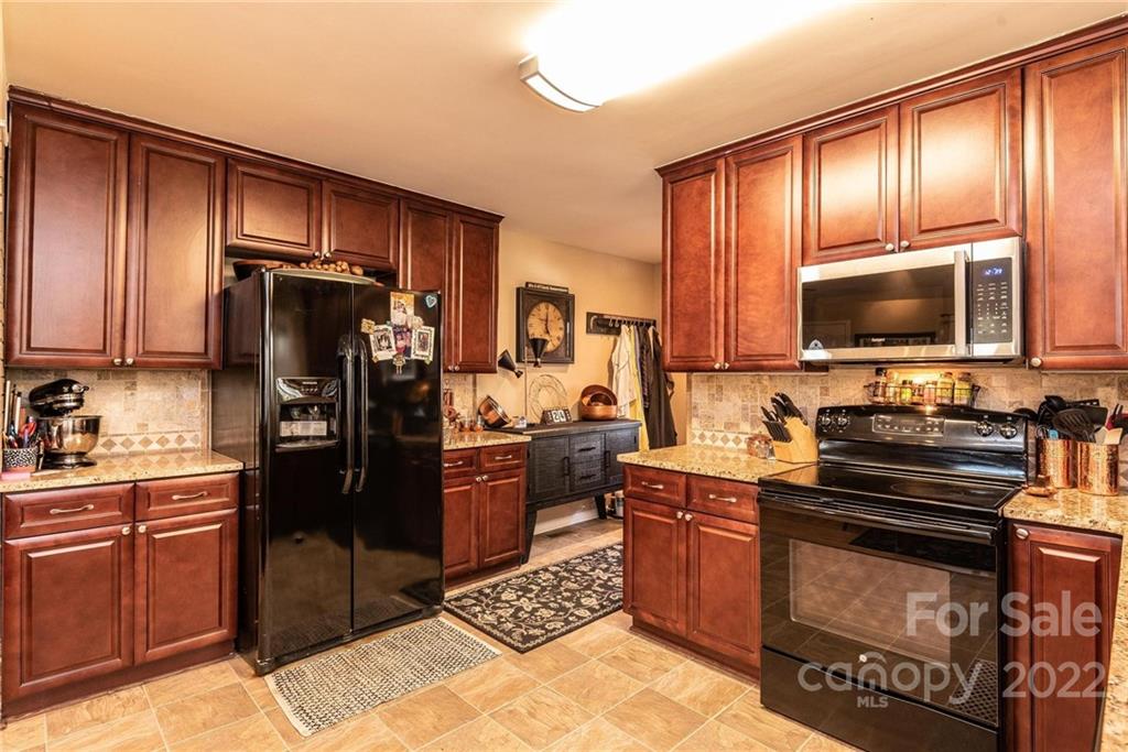 403 Rutledge Road Mount Holly, NC 28120 - Photo 22 of 48 Gallery Image 22