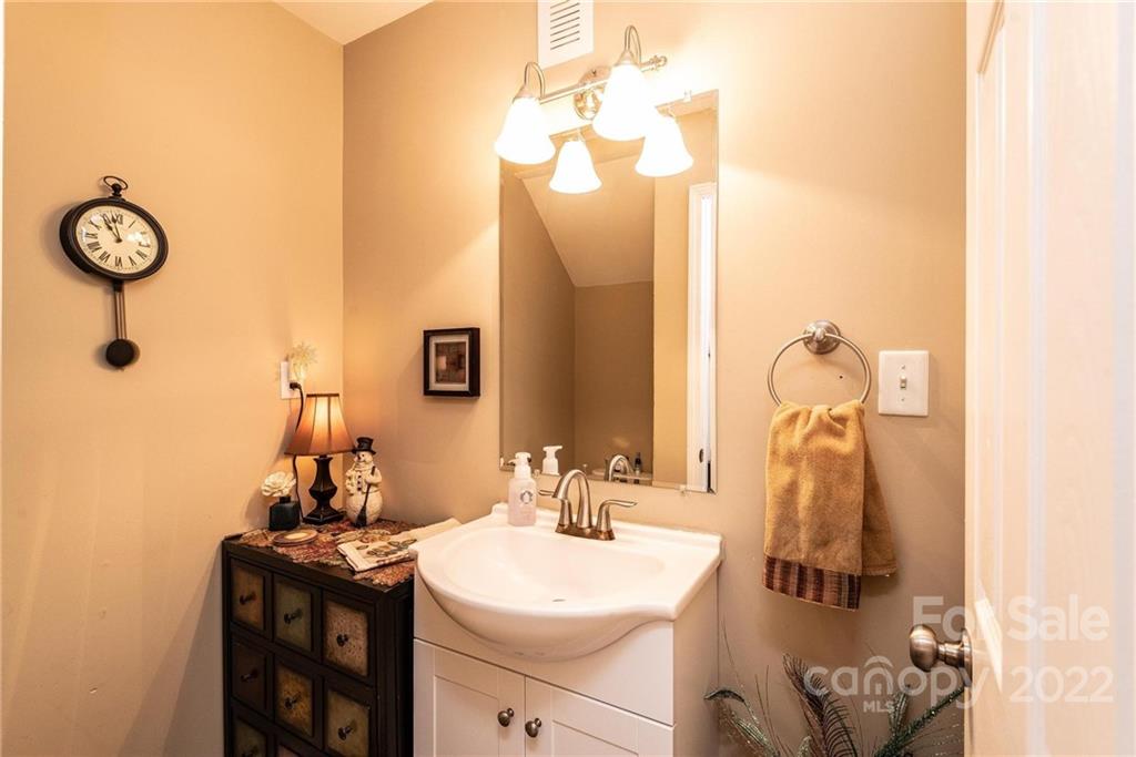 403 Rutledge Road Mount Holly, NC 28120 - Photo 27 of 48 Gallery Image 27