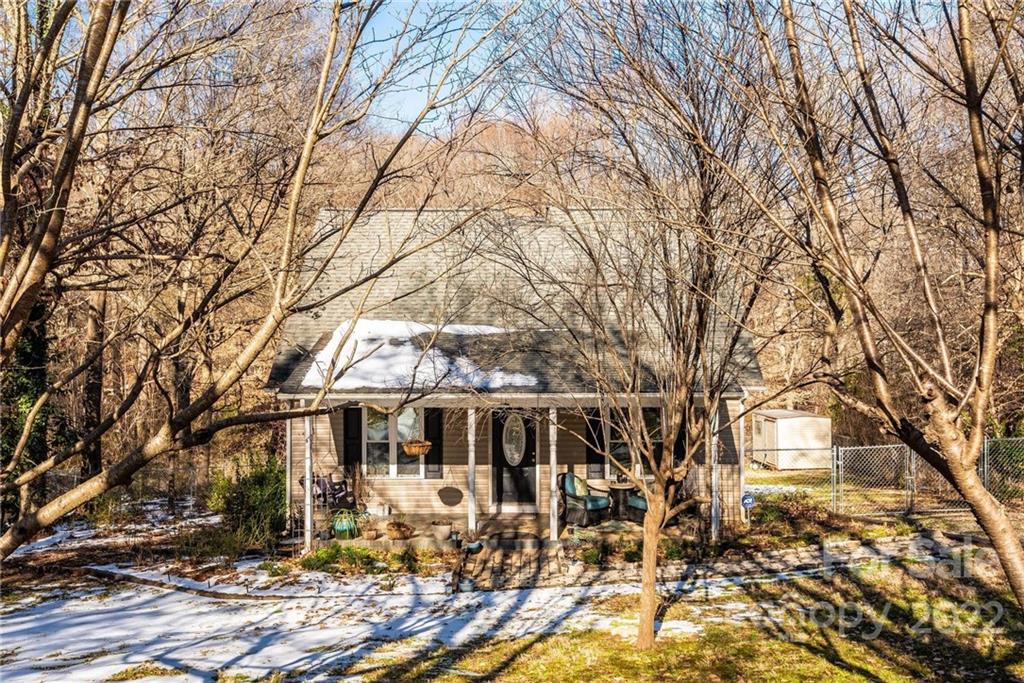 403 Rutledge Road Mount Holly, NC 28120 - Photo 5 of 48 Gallery Image 5