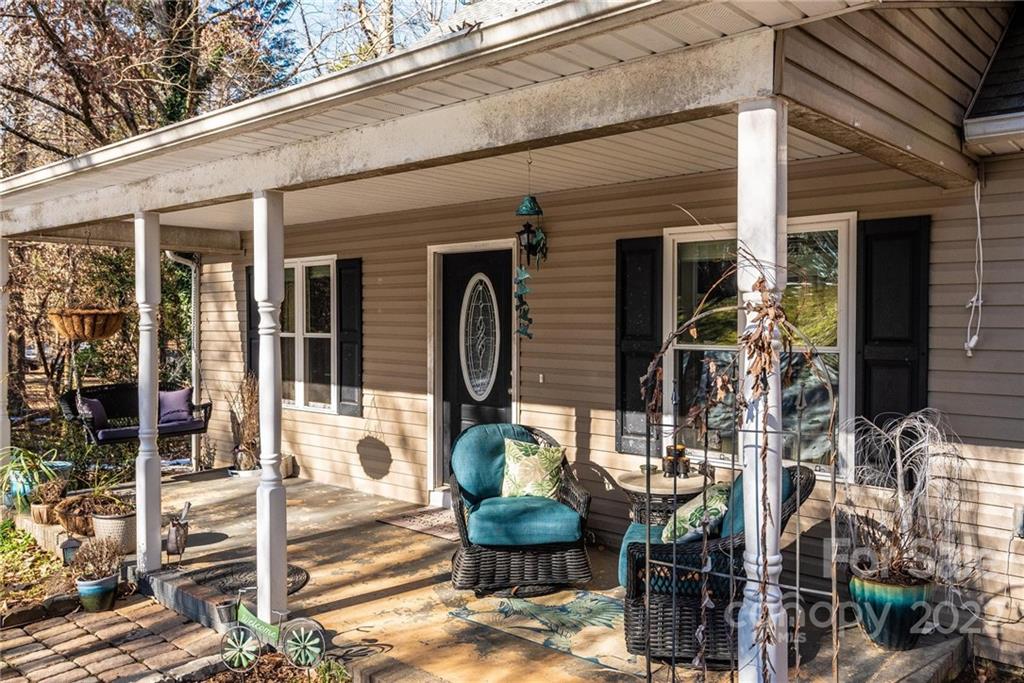 403 Rutledge Road Mount Holly, NC 28120 - Photo 8 of 48 Gallery Image 8