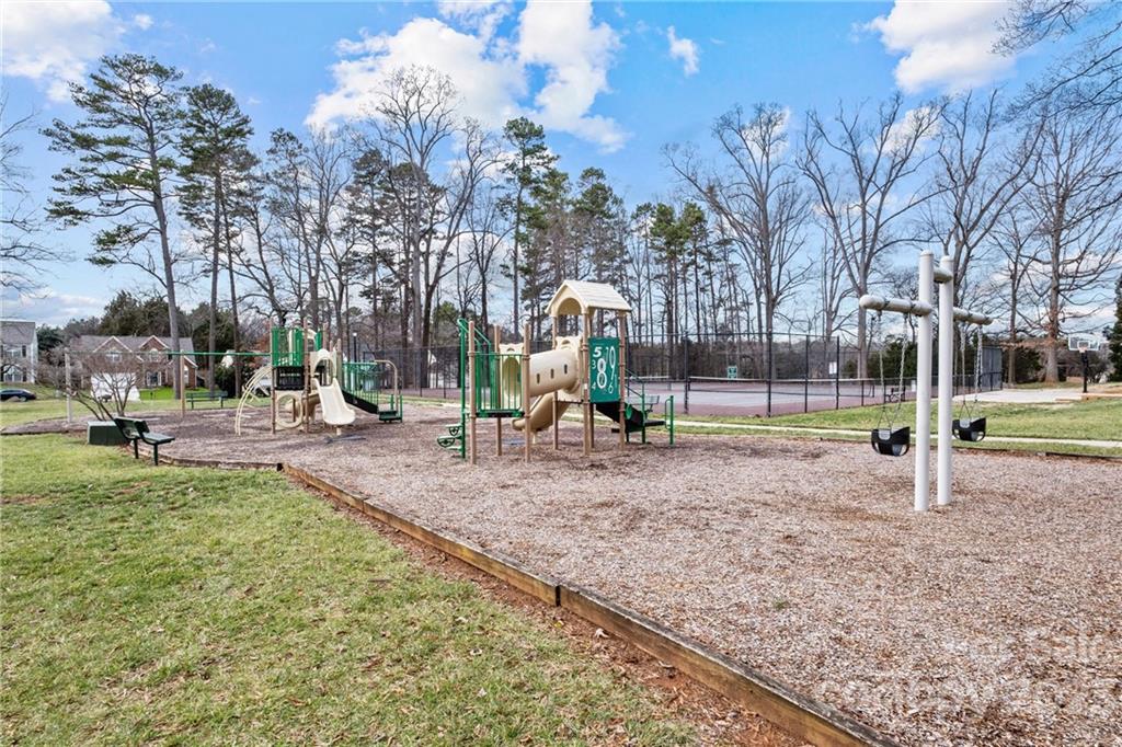 9127 Culcairn Road Huntersville, NC 28078 - Photo 38 of 42 Gallery Image 38