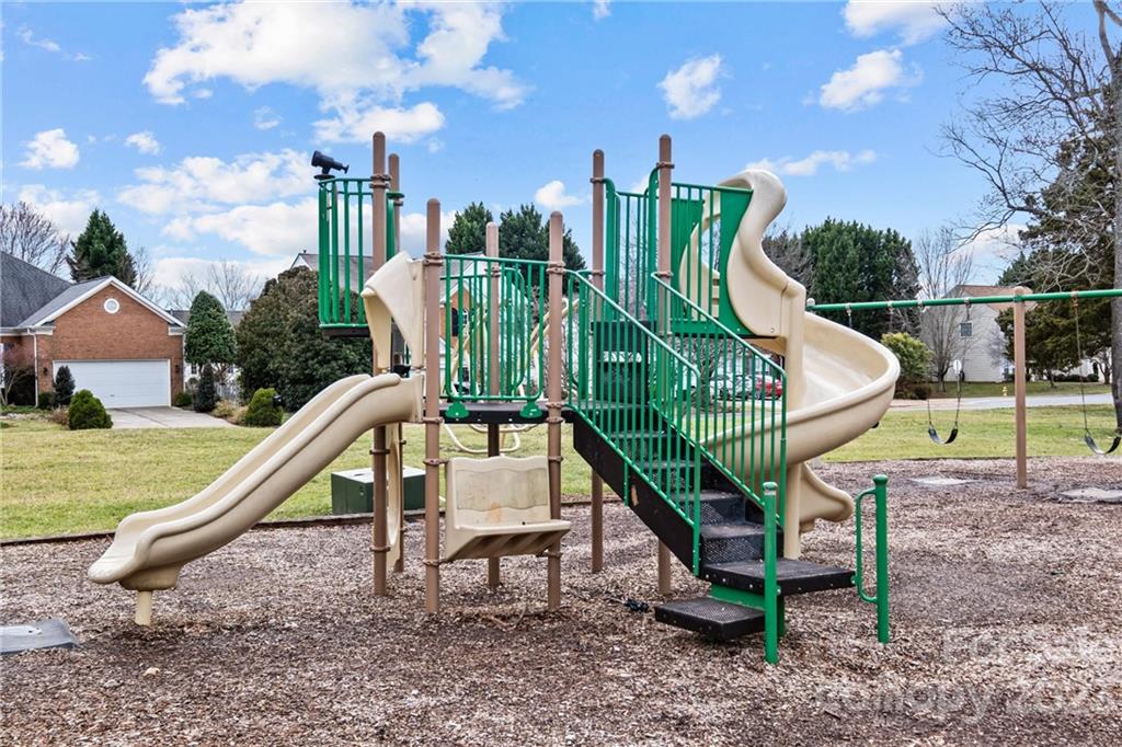 9127 Culcairn Road Huntersville, NC 28078 - Photo 40 of 42 Gallery Image 40