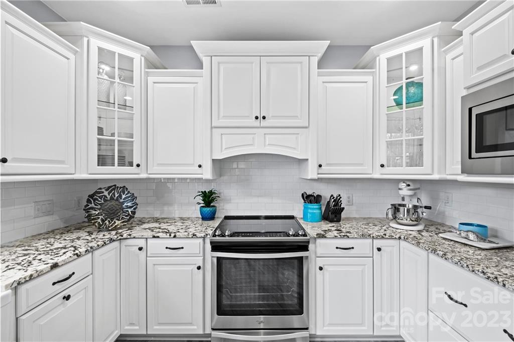 9127 Culcairn Road Huntersville, NC 28078 - Photo 7 of 42 Gallery Image 7