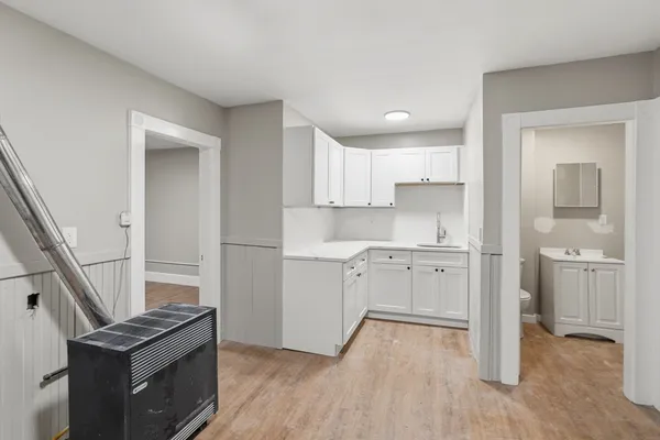 $1,800 | 44 Pratt Street, Unit 3L, Fitchburg, MA 01420