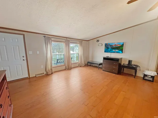 $205,000 | 1108 Vogel Avenue, Huntingburg, IN 47542