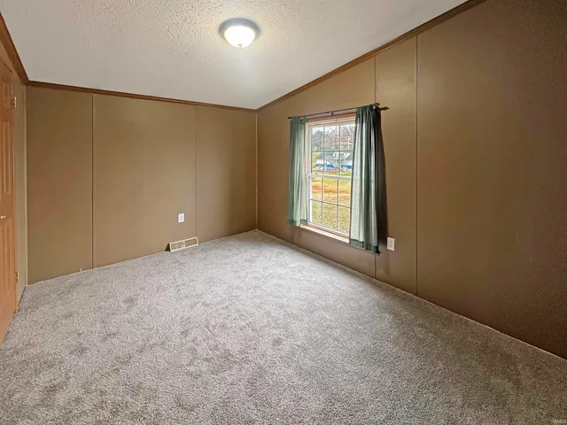 $205,000 | 1108 Vogel Avenue, Huntingburg, IN 47542