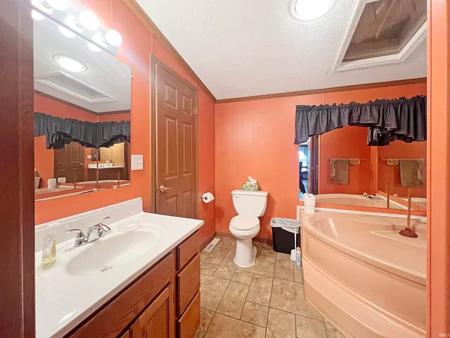 $205,000 | 1108 Vogel Avenue, Huntingburg, IN 47542