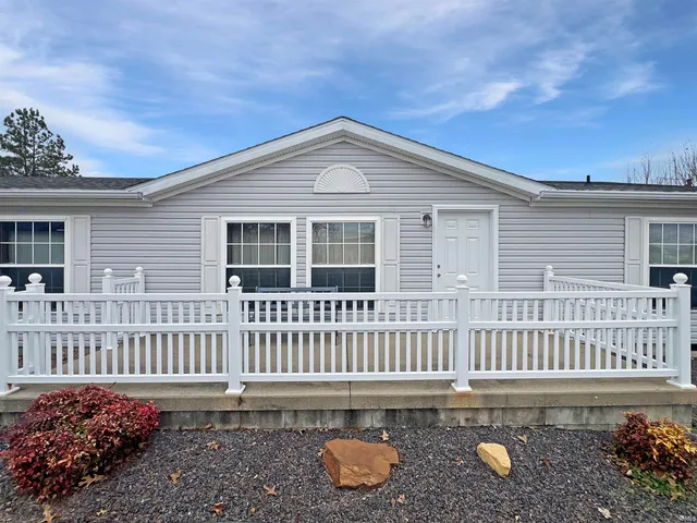 $205,000 | 1108 Vogel Avenue, Huntingburg, IN 47542