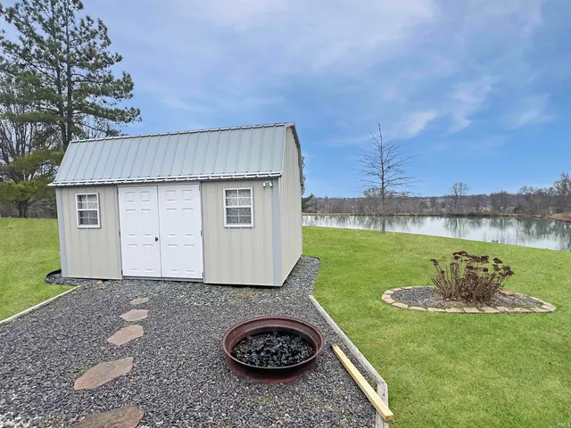 $205,000 | 1108 Vogel Avenue, Huntingburg, IN 47542