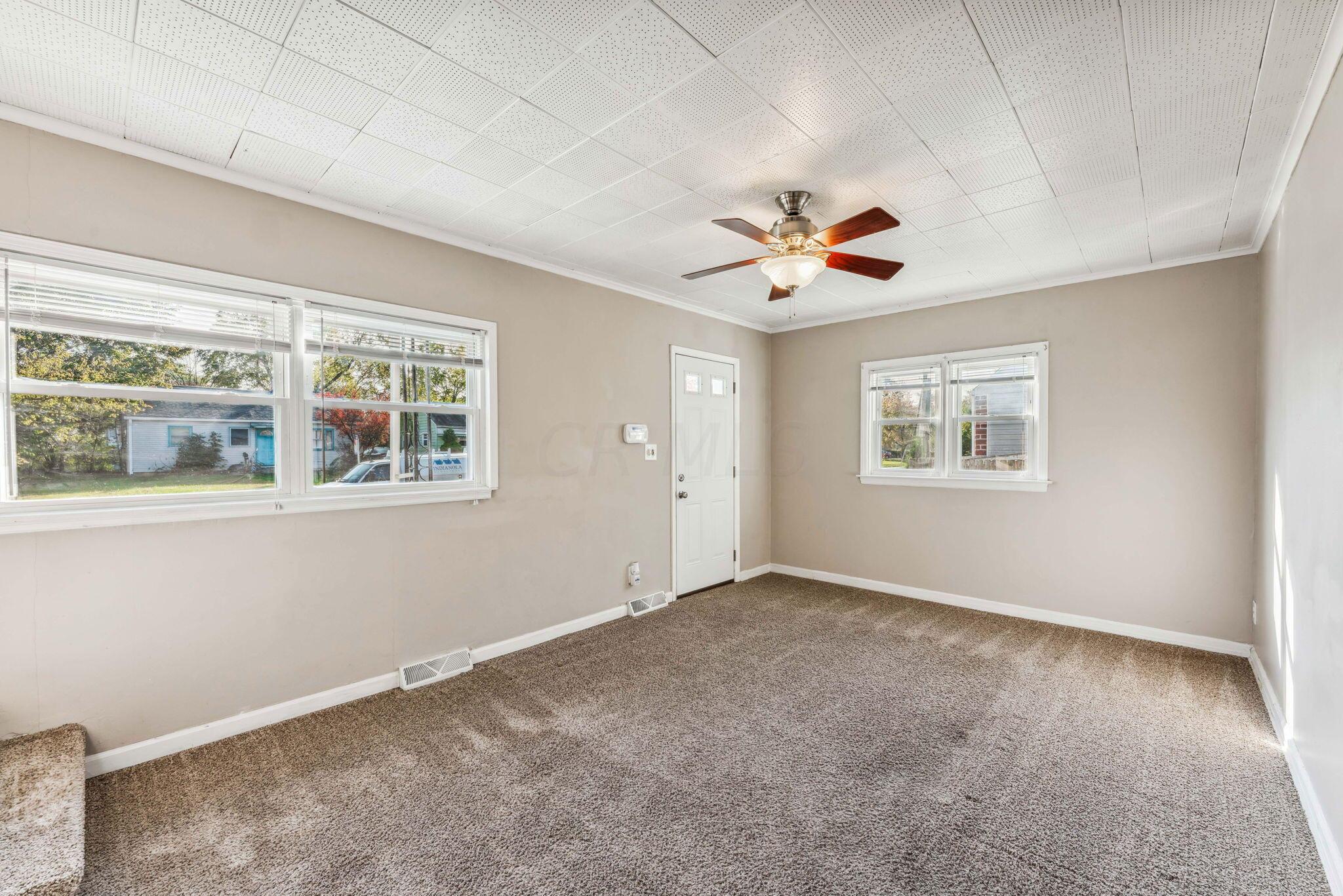 3387 Karl Road Columbus, OH 43224 - Photo 2 of 28 20-web-or-mls-3387-karl-rd