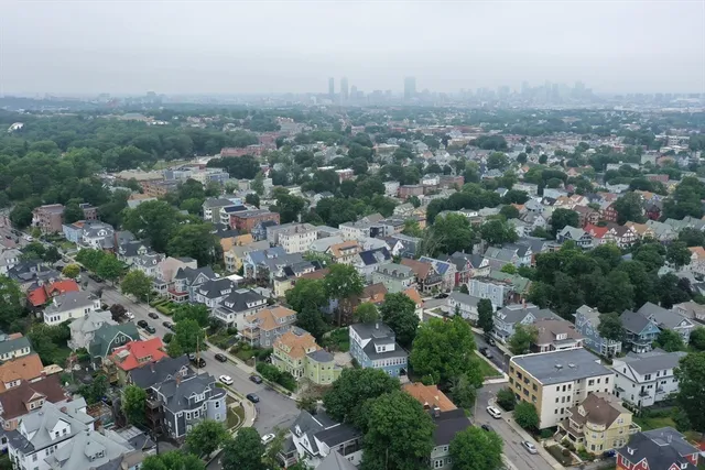 a picture of a bench in a cabinet
