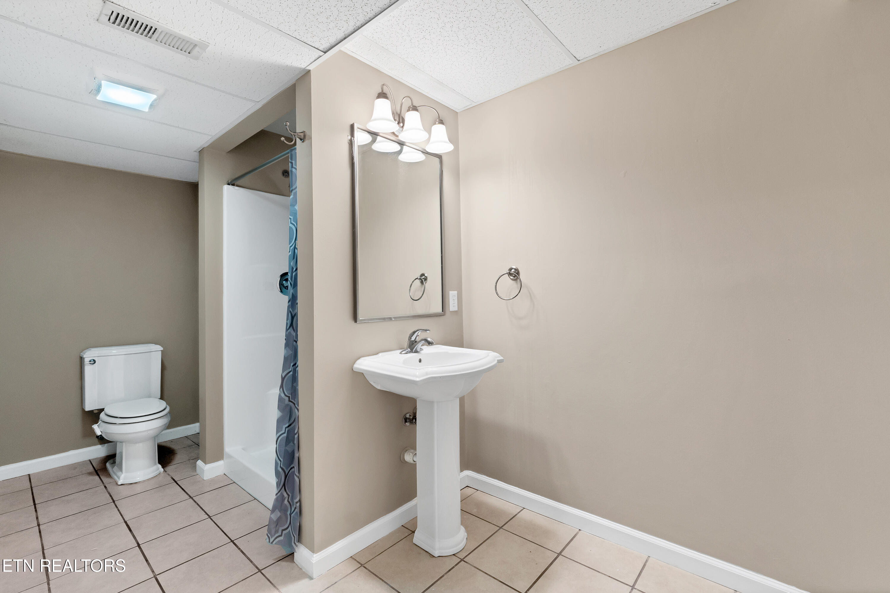 1130 Eloise West Road Greenback, TN 37742 - Photo 43 of 51 Full Bath Downstairs