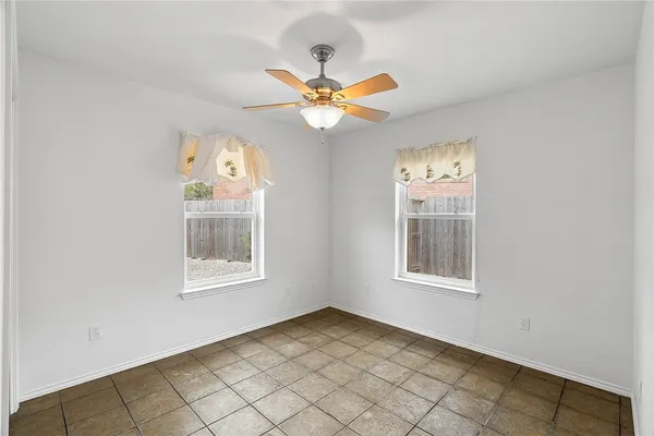 $275,000 | 2105 Harbor Circle, Rockport, TX 78382