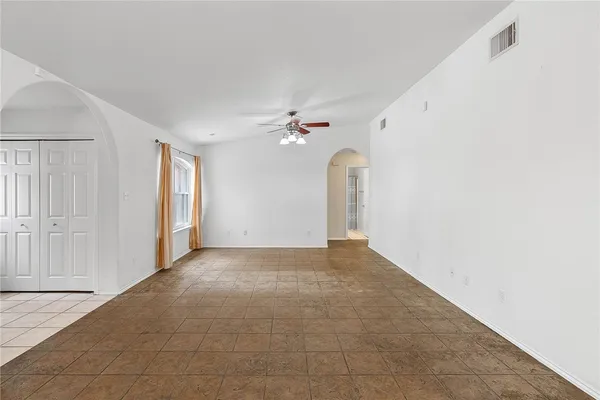 $275,000 | 2105 Harbor Circle, Rockport, TX 78382