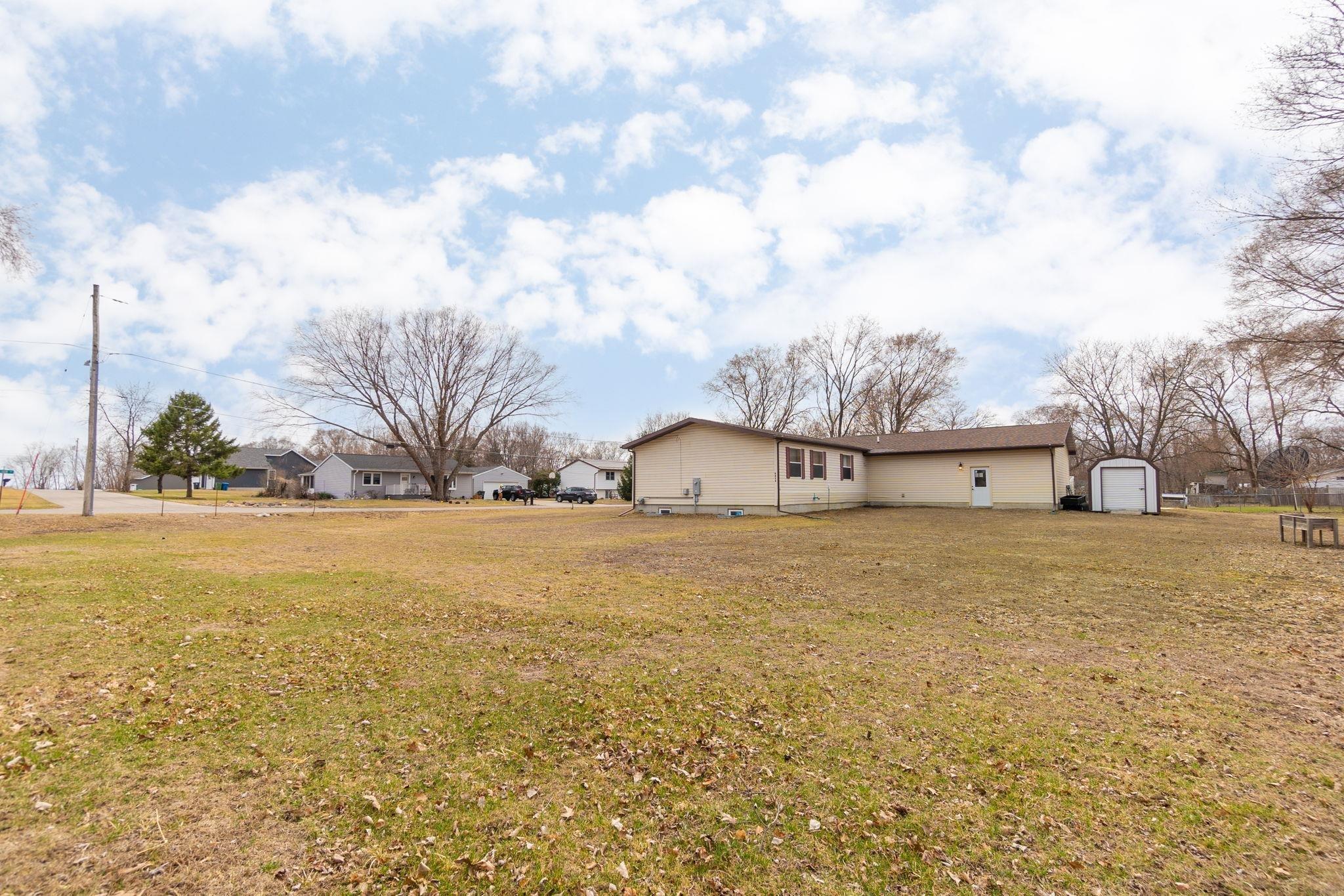 1239 Fulton Street Waterloo, IA 50707 - Photo 32 of 33 Gallery Image 32