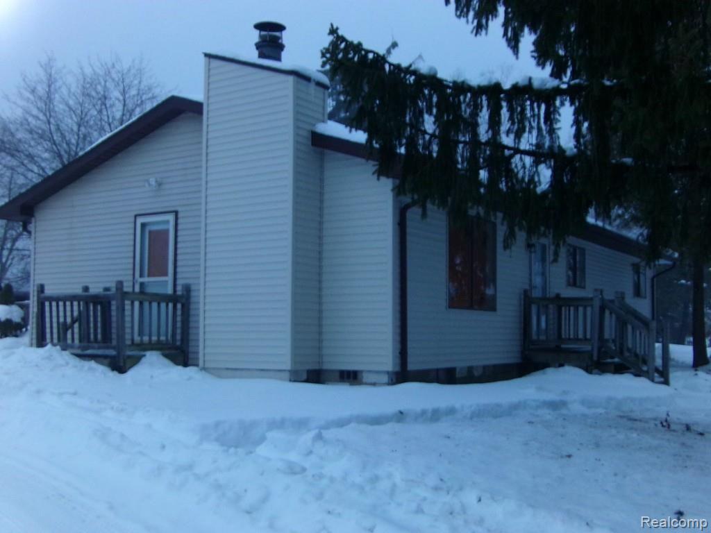 SIDE VIEW.jpg