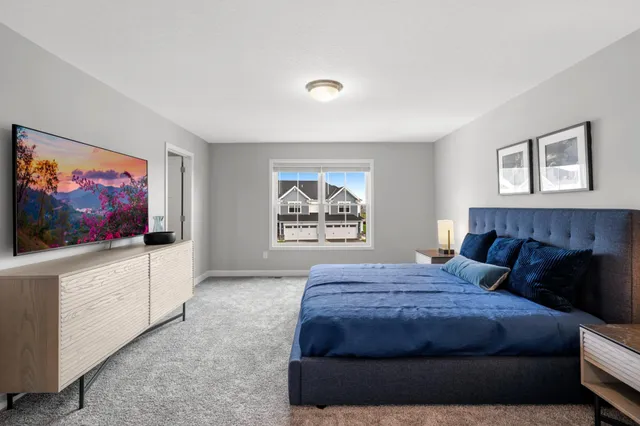 $2,995 | 9385 4th Street North, Lake Elmo, MN 55042