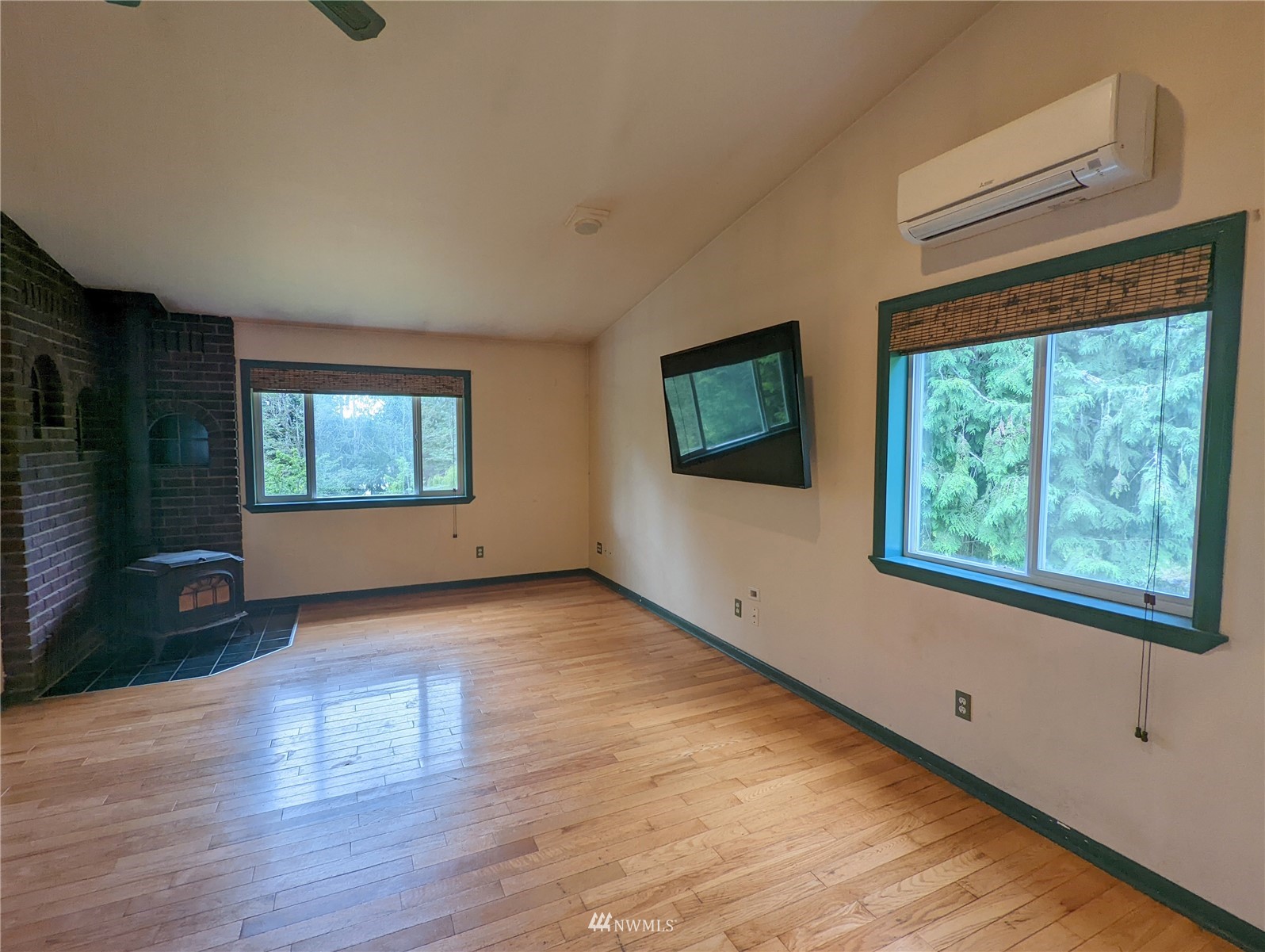 173 Watershed Road Port Angeles, WA 98362 - Photo 15 of 38 Gallery Image 15