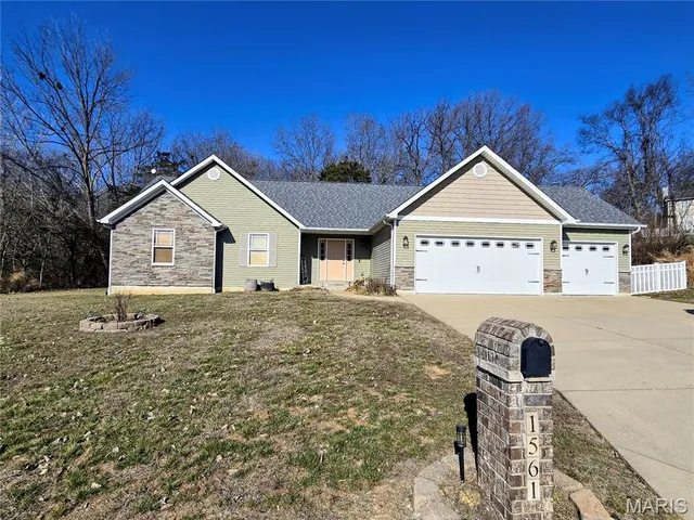 $450,000 | 1561 Timber Wolf Drive, Festus, MO 63028