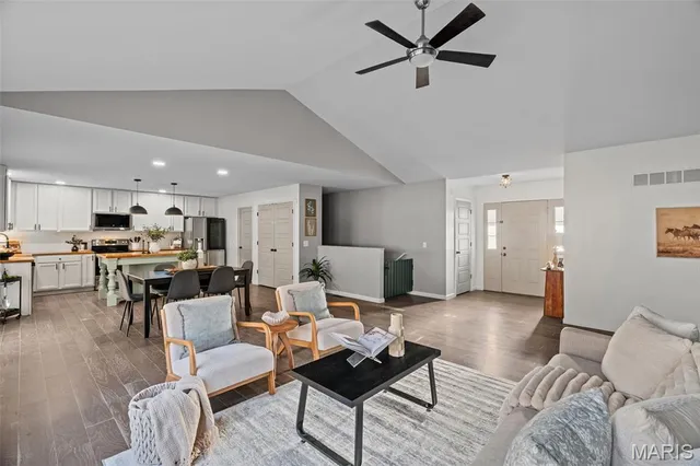 $450,000 | 1561 Timber Wolf Drive, Festus, MO 63028