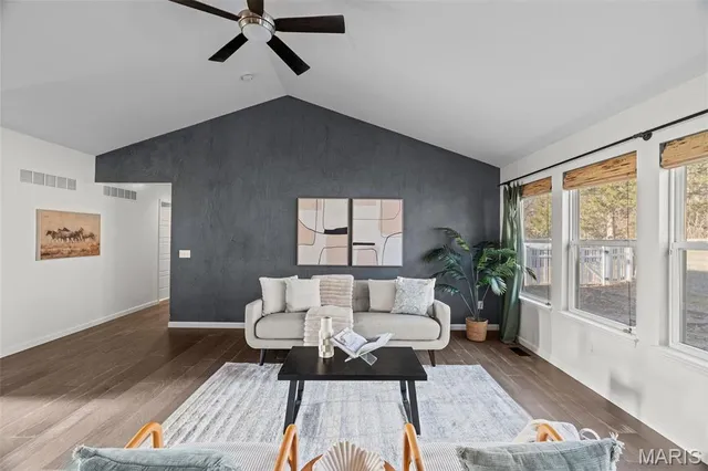 $450,000 | 1561 Timber Wolf Drive, Festus, MO 63028