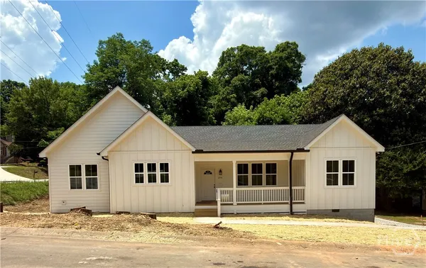 $5,500 | 294 Moreland Avenue, Athens, GA 30601
