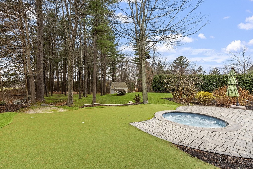 9 Sandy Ridge Road Sterling, MA 01564 - Photo 6 of 32