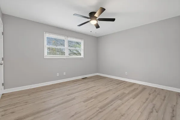 $1,650 | 115 Colonial Parkway, Unit C, Yorkville, IL 60560