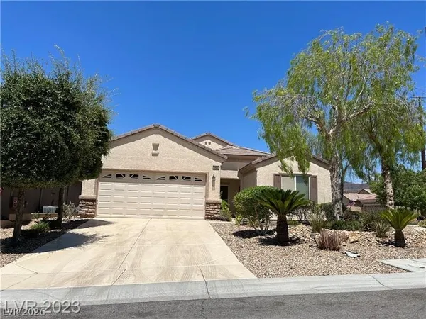 $2,100 | 2560 Crater Rock Street, Henderson, NV 89044