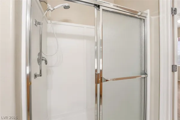 $1,995 | 2560 Crater Rock Street, Henderson, NV 89044