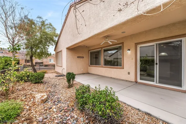 $1,995 | 2560 Crater Rock Street, Henderson, NV 89044