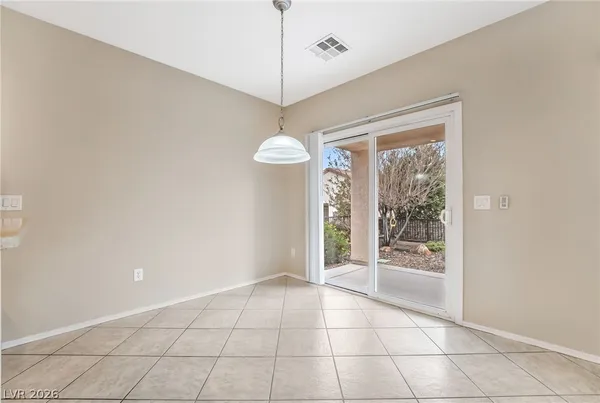 $1,995 | 2560 Crater Rock Street, Henderson, NV 89044